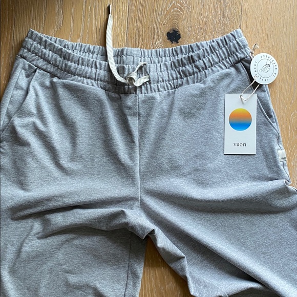 NWT! VUORI Granite Performance Jogger (M) Light Heathered Grey - Picture 5 of 12